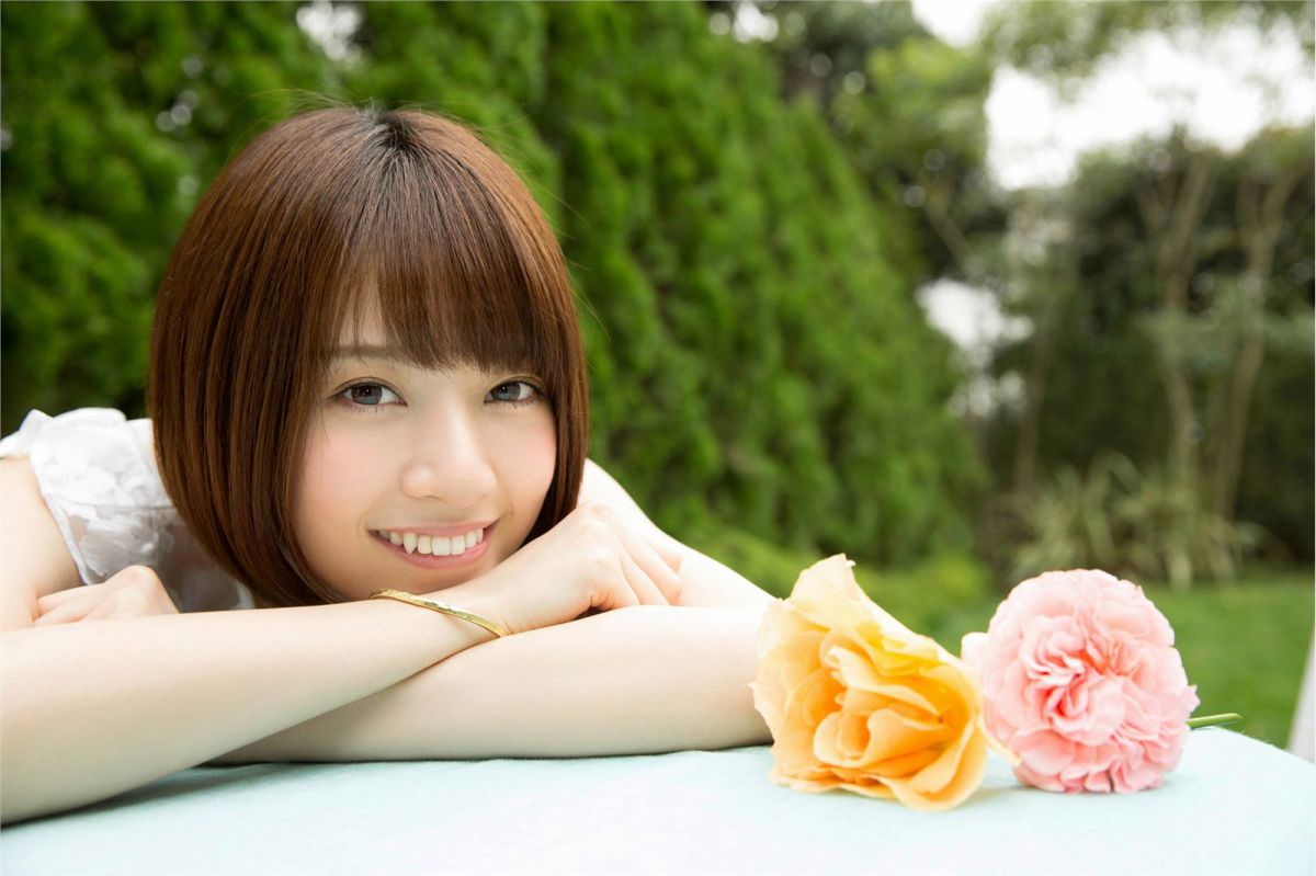 日本少女桥本奈奈未户外清纯写真照