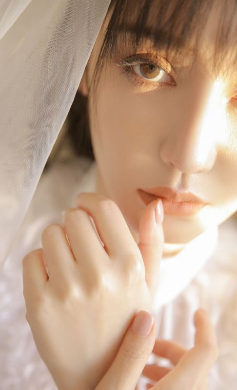 邻家冷艳高贵美熟妇私房蕾丝长裙性感情趣诱惑写真