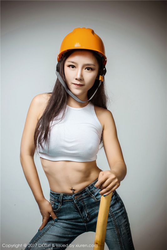 宅男女神媛美人牛仔裤露腹肌美腰长腿性感姿色迷人写真