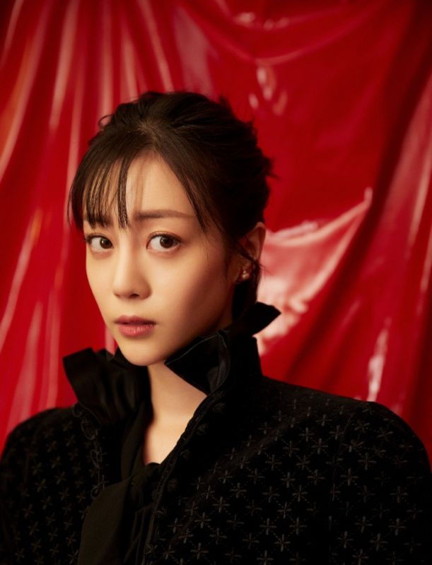 骨感美女李溪芮火辣养眼长腿明星写真图片