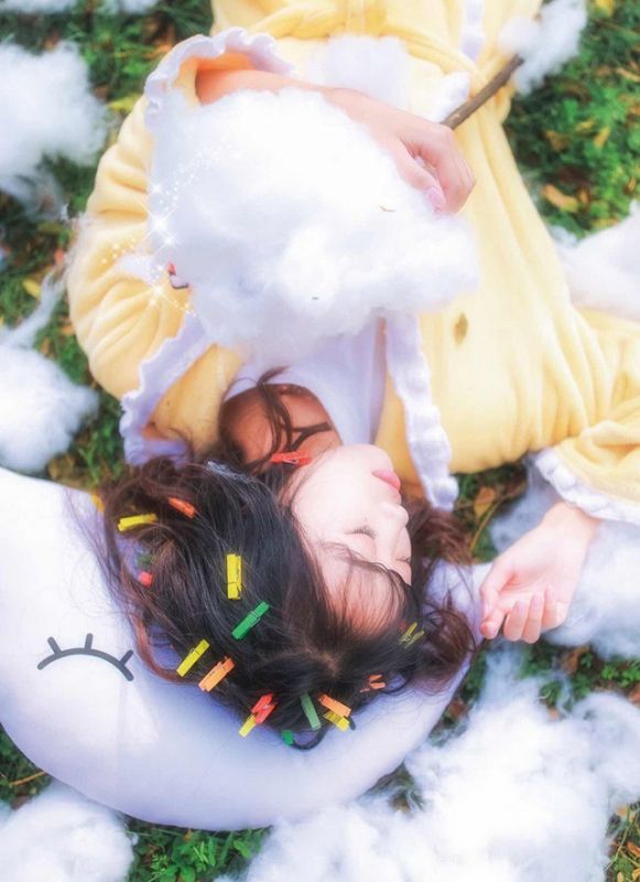 自然气质美女森林清纯养眼唯美梦幻可爱写真