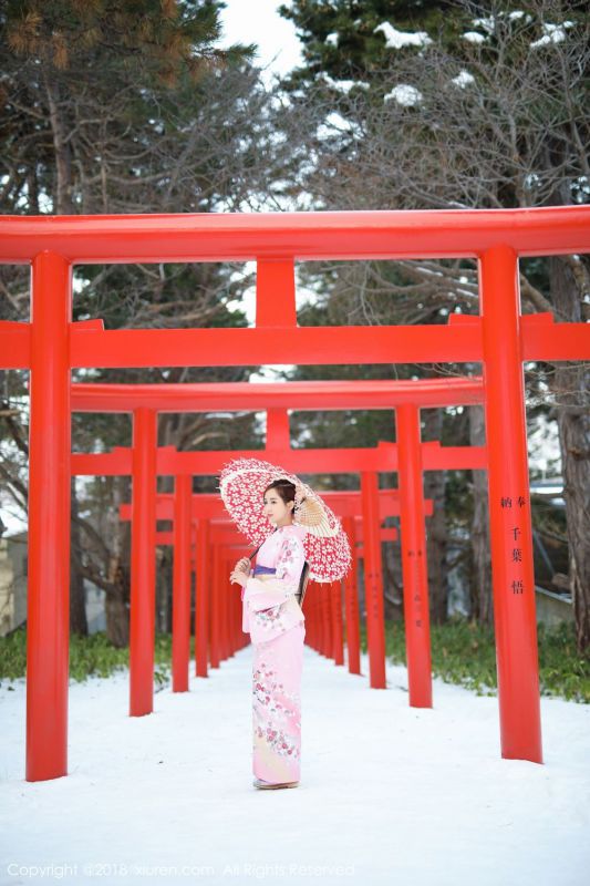 日本极品美女尤物甜美清纯私房女人脱了内衣图片