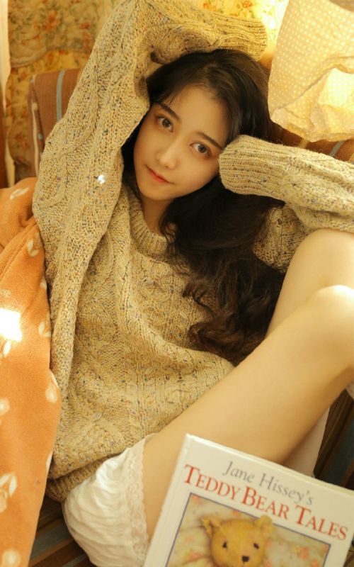 长腿白丝美女御姐性感私房清纯养眼写真图片