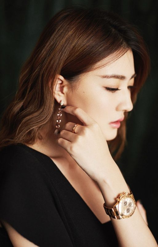 长发靓丽成熟典徐璐明星艺术照极品图库