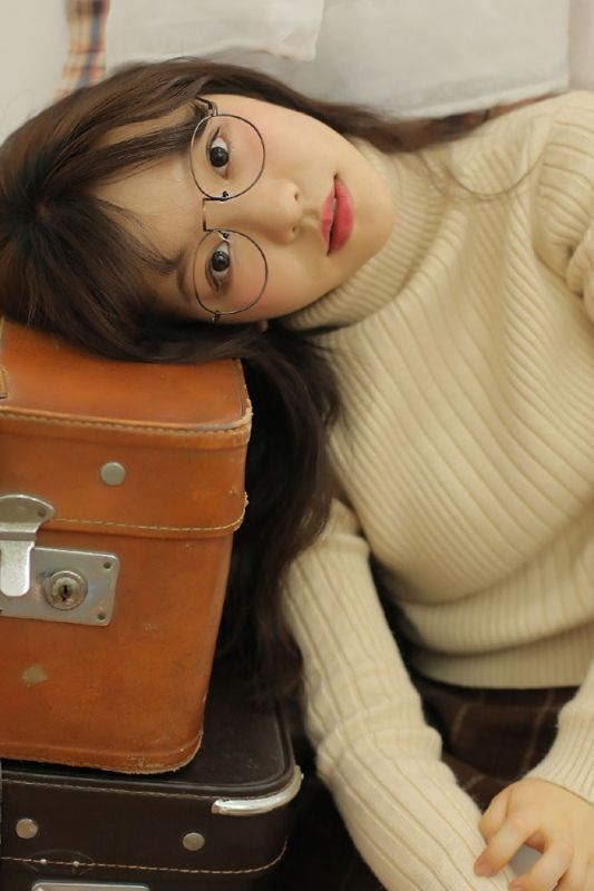 性感美女教师白丝袜短裙制服文艺诱惑气质写真