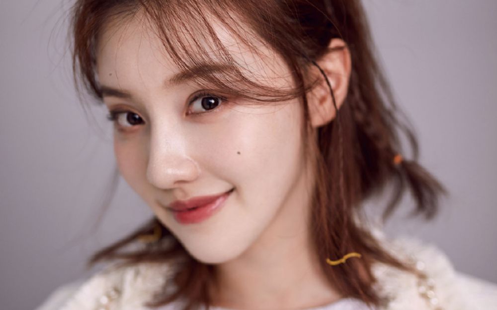 俏皮美女王鹤润小清新清纯萌妹子明星图片