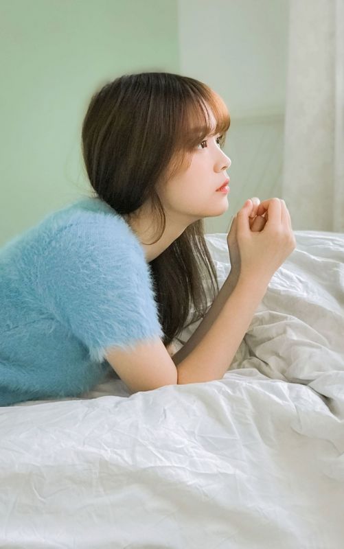日系少女白嫩修长美腿氧气自然诱惑性感图片