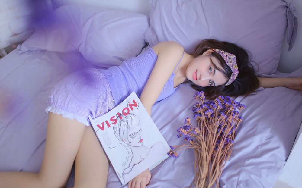 混血儿美女淡雅性感私房酥胸美臀诱惑写真