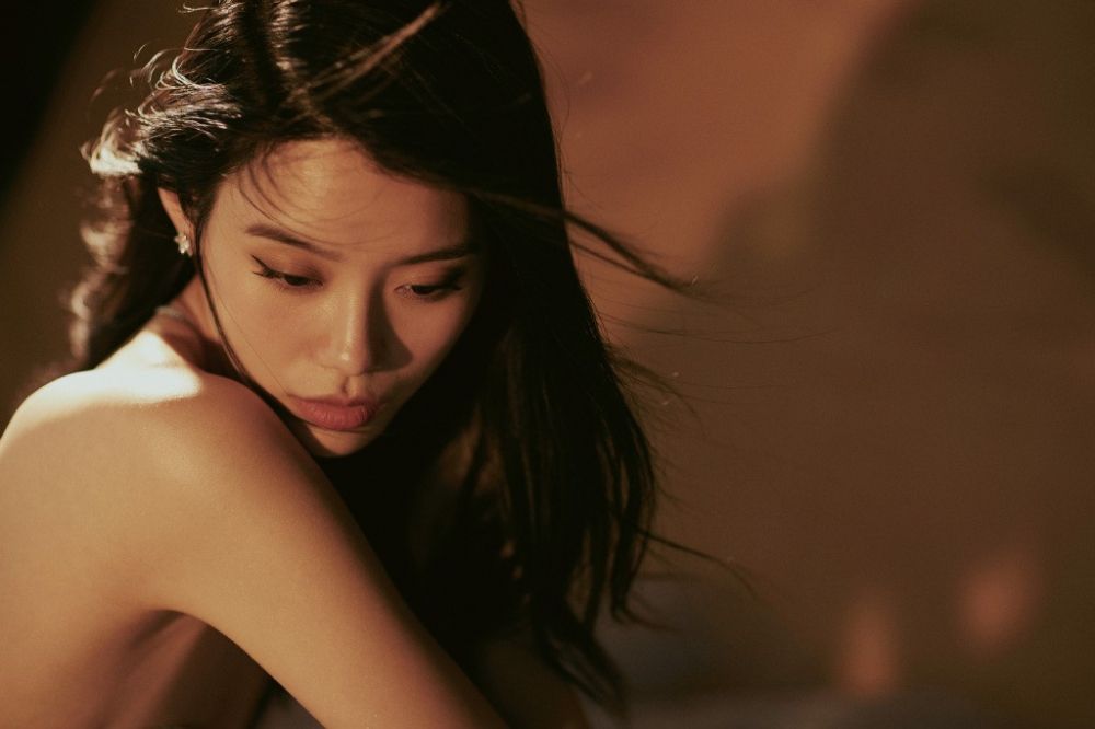 长裙美女奚梦瑶裸露丰满真空诱惑人体艺术照图片