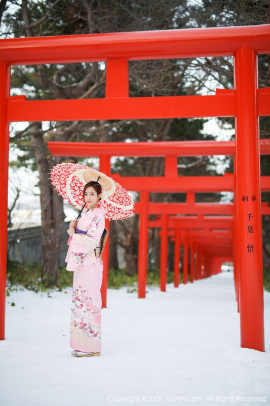 日本极品美女尤物甜美清纯私房女人脱了内衣图片