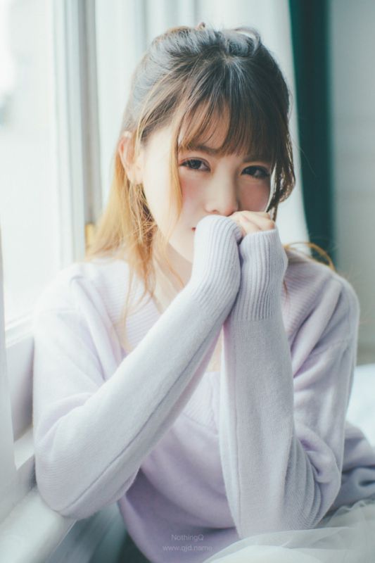 清纯气质人妻少妇居家文艺自然迷人氧气图片