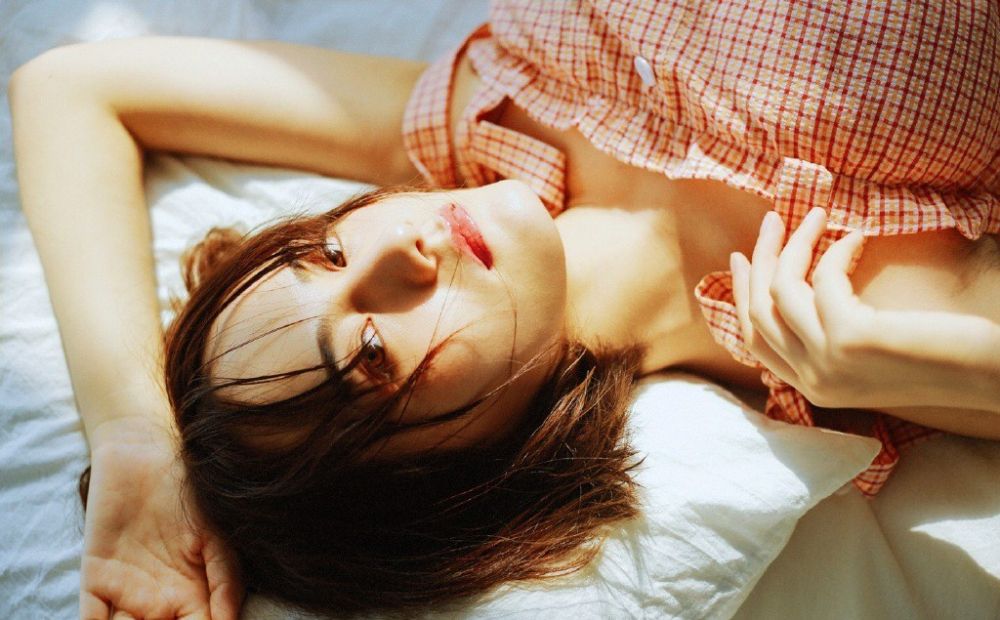 俏皮可爱帅气少女私房嘟嘴自然美女写真