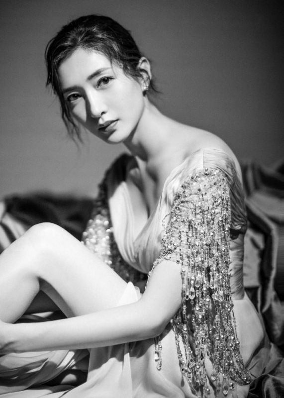 极品白嫩清纯明星江疏影小清新长裙淑女图库