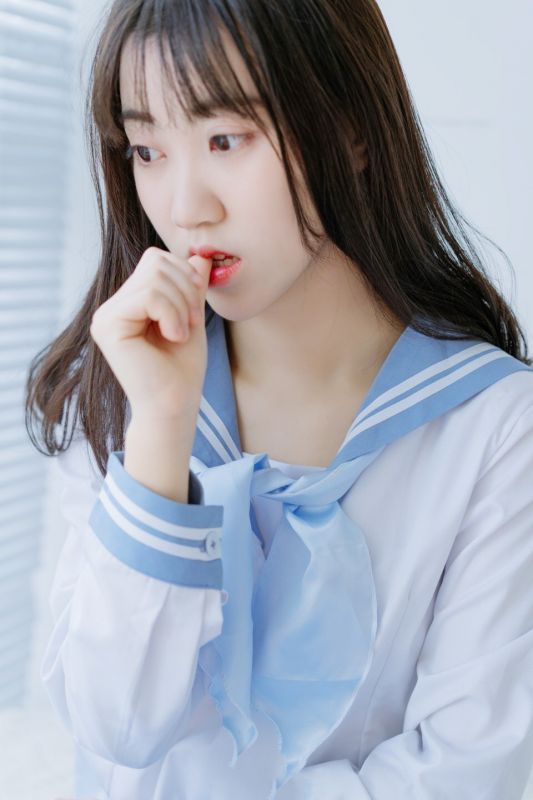校园jk美少女长发唯美氧气写真图片