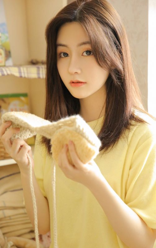 文艺氧气少女甜美可爱闺房小清新养眼梦幻清纯图片