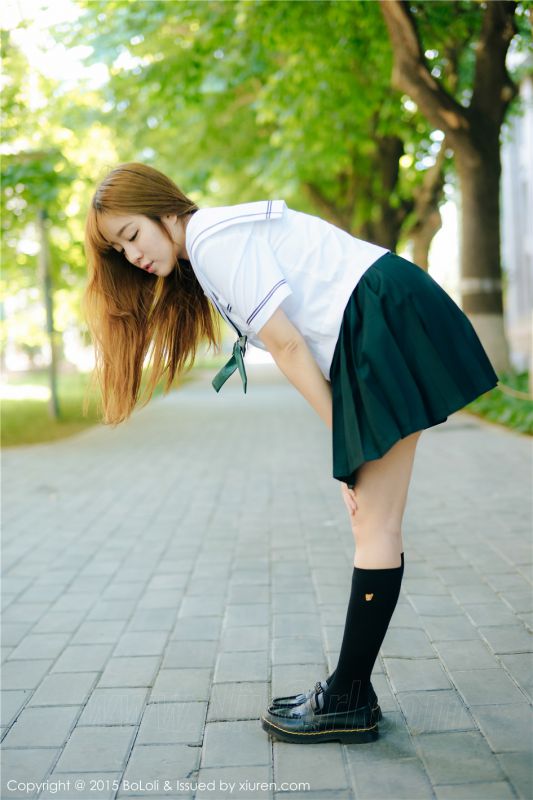 学生装美女王语纯室内清纯唯美写真照