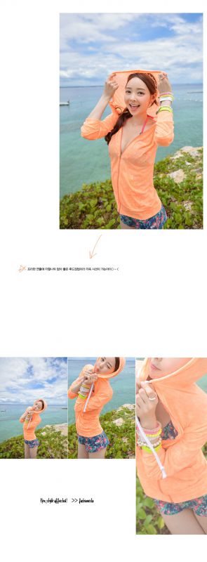 韩国泳装少女海边大秀迷人乳沟