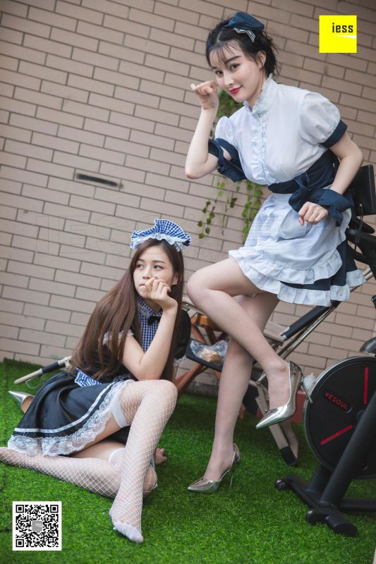 九妹&梦梦 《双生女仆2》写真套图