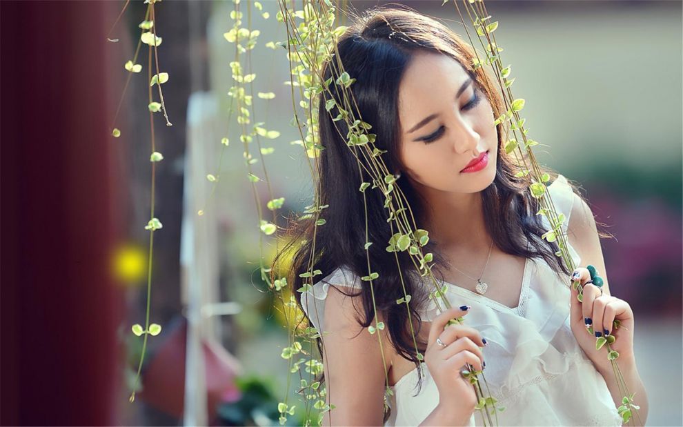 甜美女生户外可爱个性写真