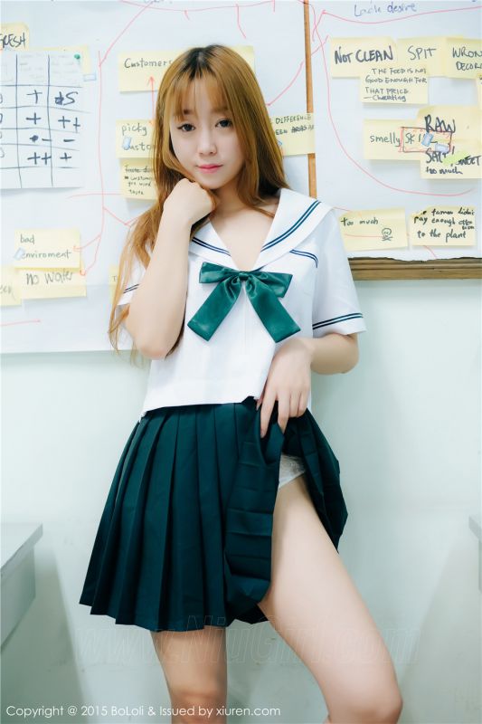 学生装美女王语纯室内清纯唯美写真照