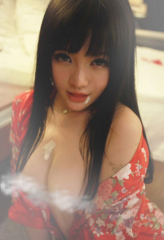 巨乳美女米妮酒店性感内衣秀