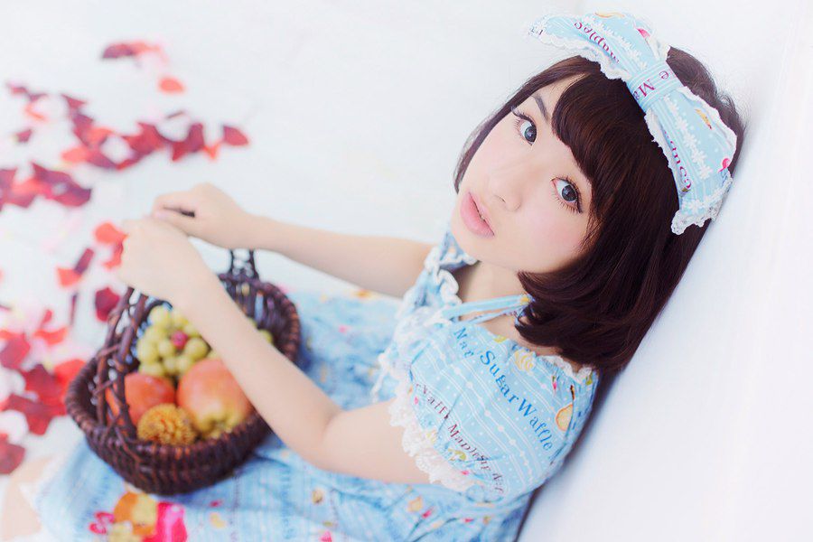 粉嫩学生妹Lynn小清新写真