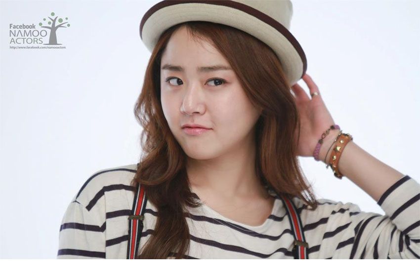 韩星文根英卖萌广告写真