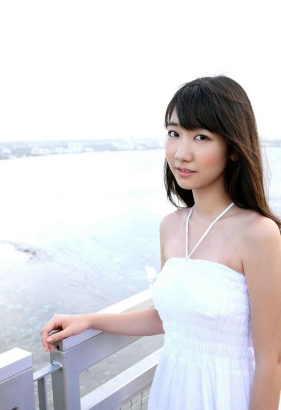 日本少女柏木由o清纯迷人写真