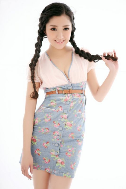 刘雨维清纯可人高清写真照