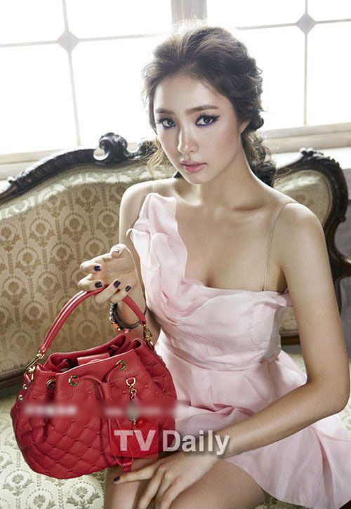 韩国气质美女申世京高清写真