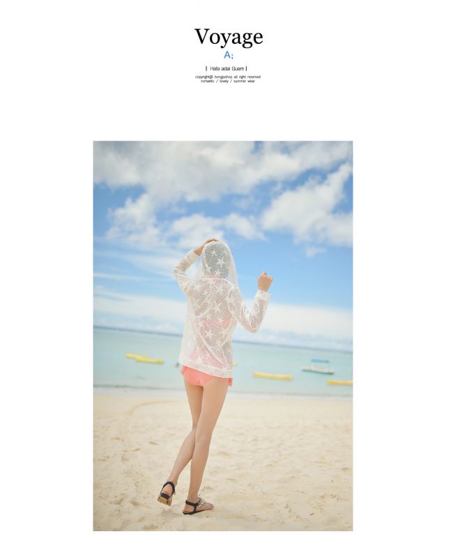 韩国泳装少女海边大秀迷人乳沟