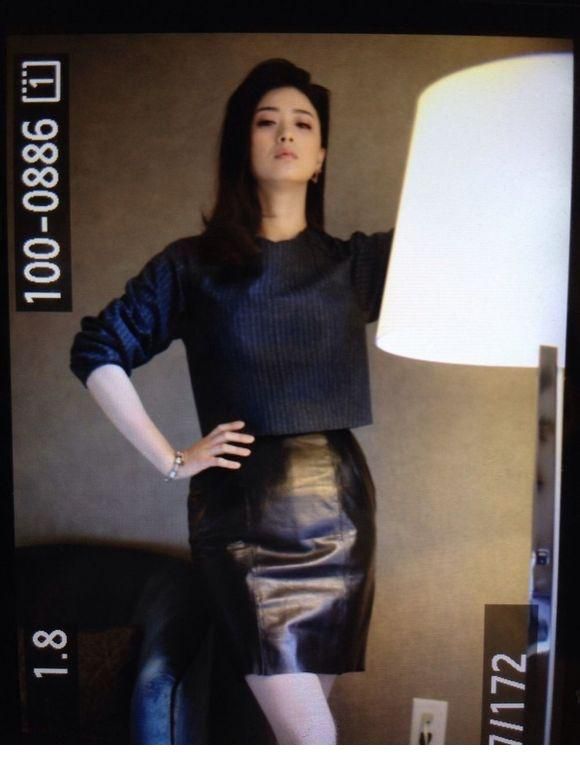内地女演员蒋欣时尚范十足