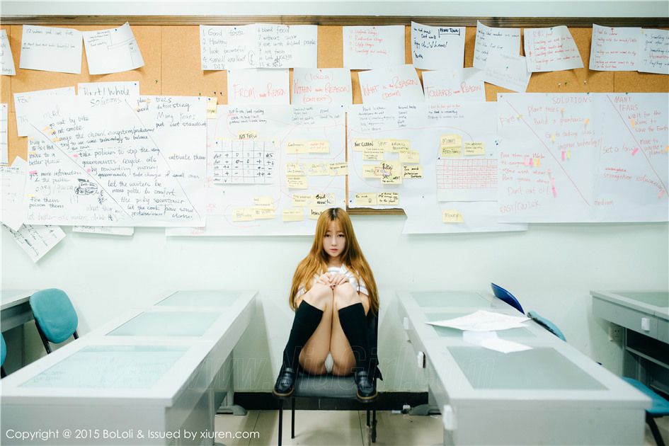 学生装美女王语纯室内清纯唯美写真照