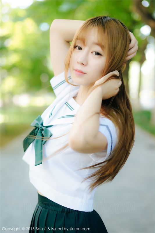 学生装美女王语纯室内清纯唯美写真照