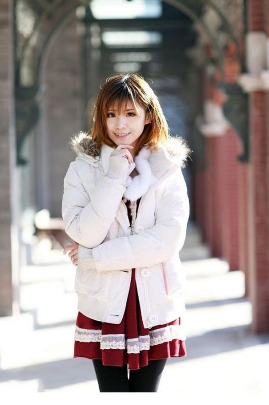 冬季街拍美女时装秀