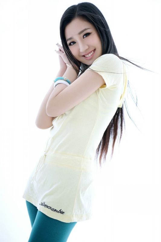 刘雨维清纯可人高清写真照