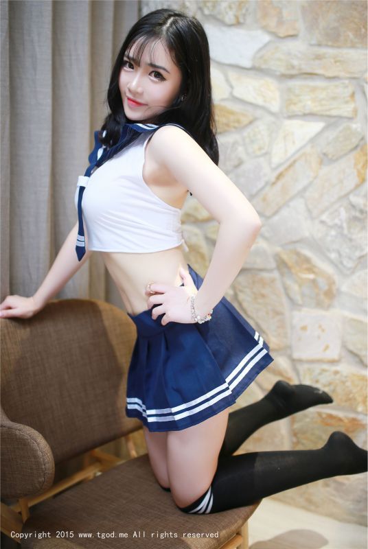 比基尼少女云湘Boa浴缸湿身照