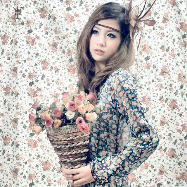 大胸萌妹子比基尼妩媚私房照