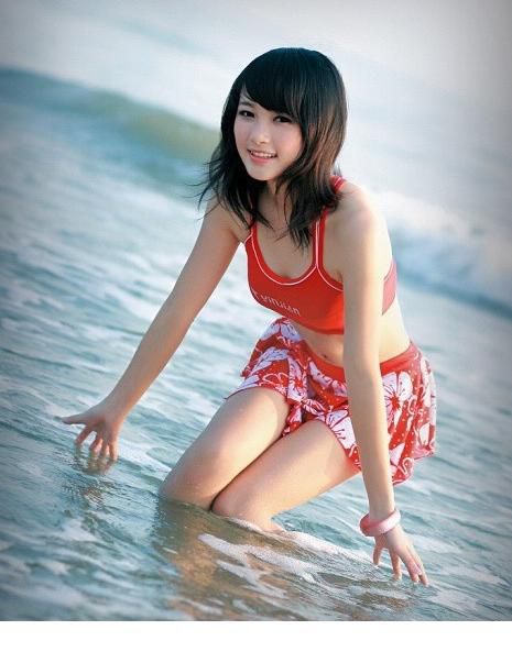 沙滩比基尼美女高清写真集