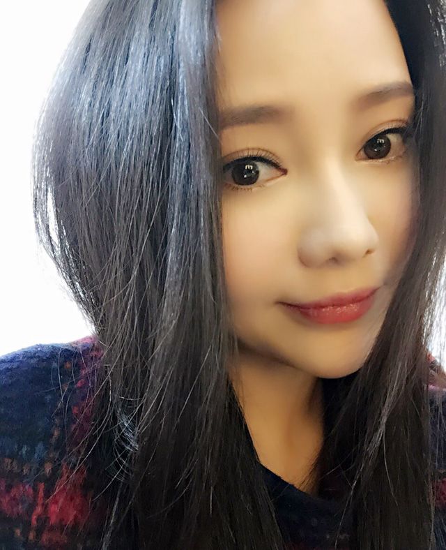 甜美女星郭芮溪高清自拍美照