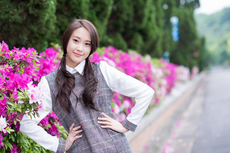 清纯女生李妞妞初春唯美写照