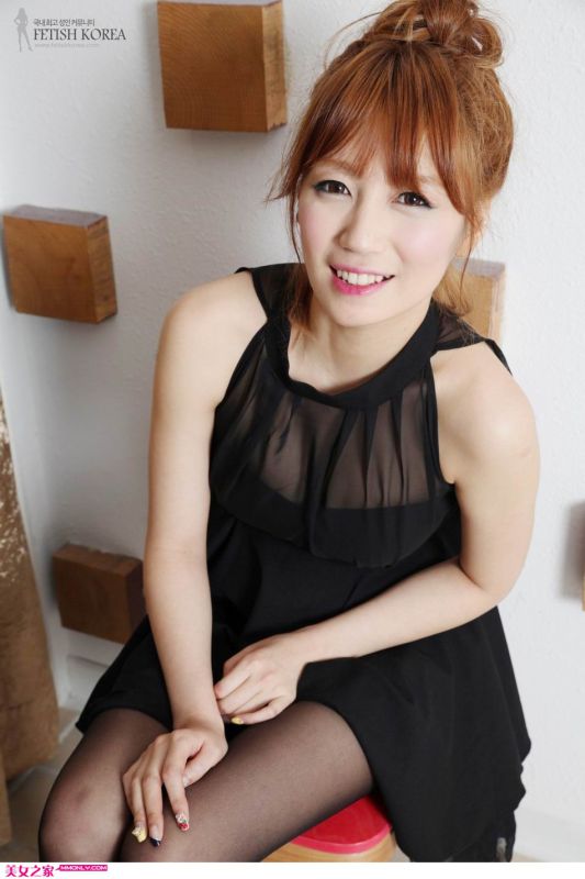 韩国趋向俱乐部里的性感美女高清图