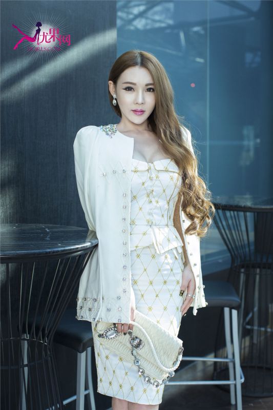 内衣美女林妃媛私房性感大胸图片