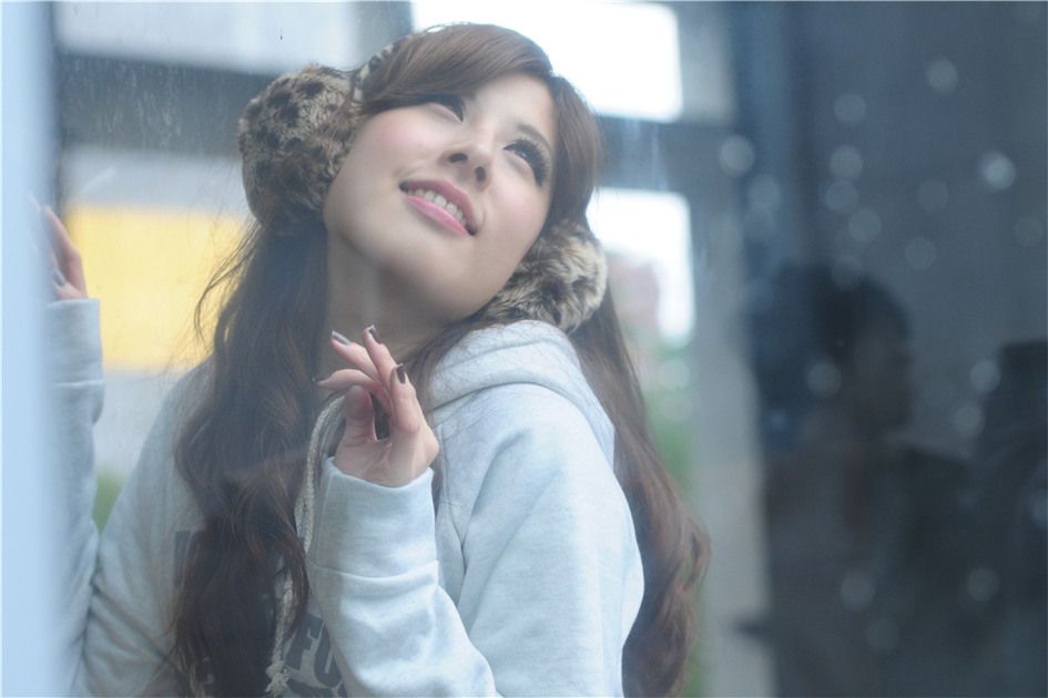 清纯校花秋日户外唯美写照