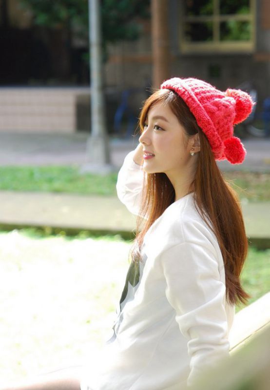 台湾清纯美女黄沐妍高清外拍