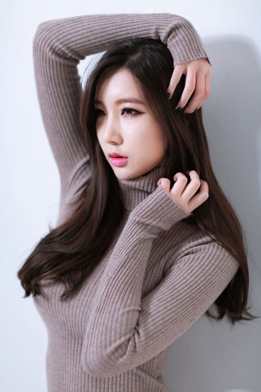 妖娆长腿美女私房诱人写真