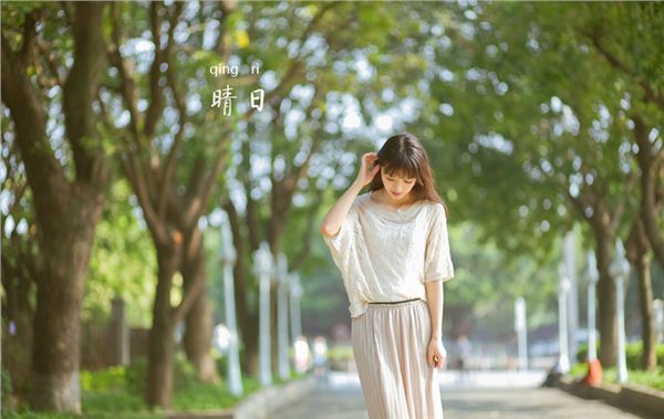 素颜女神王丽坤夏日迷人写真