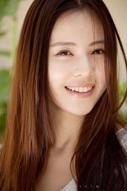 清纯美女夏日唯美高清图片