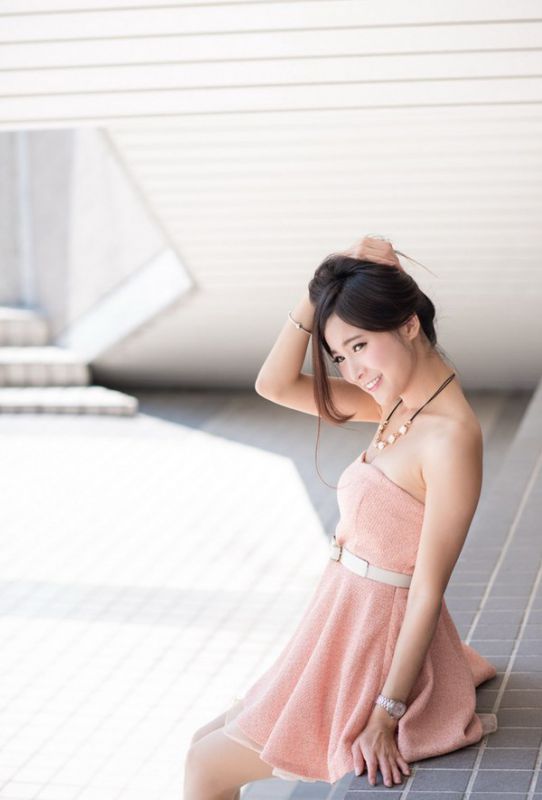 气质美女孟洁高清迷人写真集