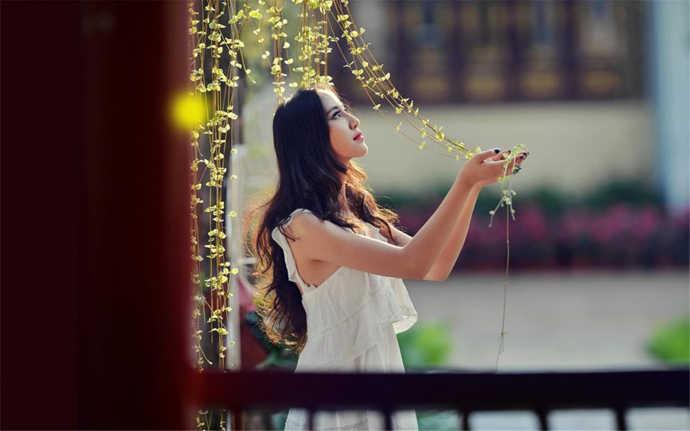 甜美女生户外可爱个性写真